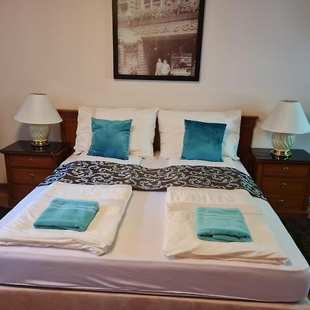 Bed and Breakfast Toroes Panzio Szabolcs Esterno foto