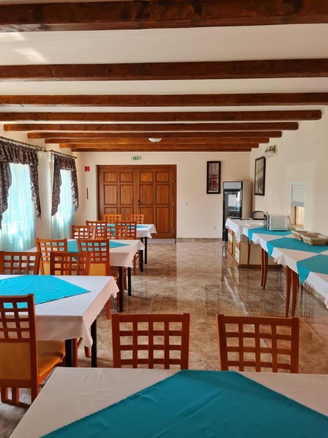 Bed and Breakfast Toroes Panzio Szabolcs Esterno foto