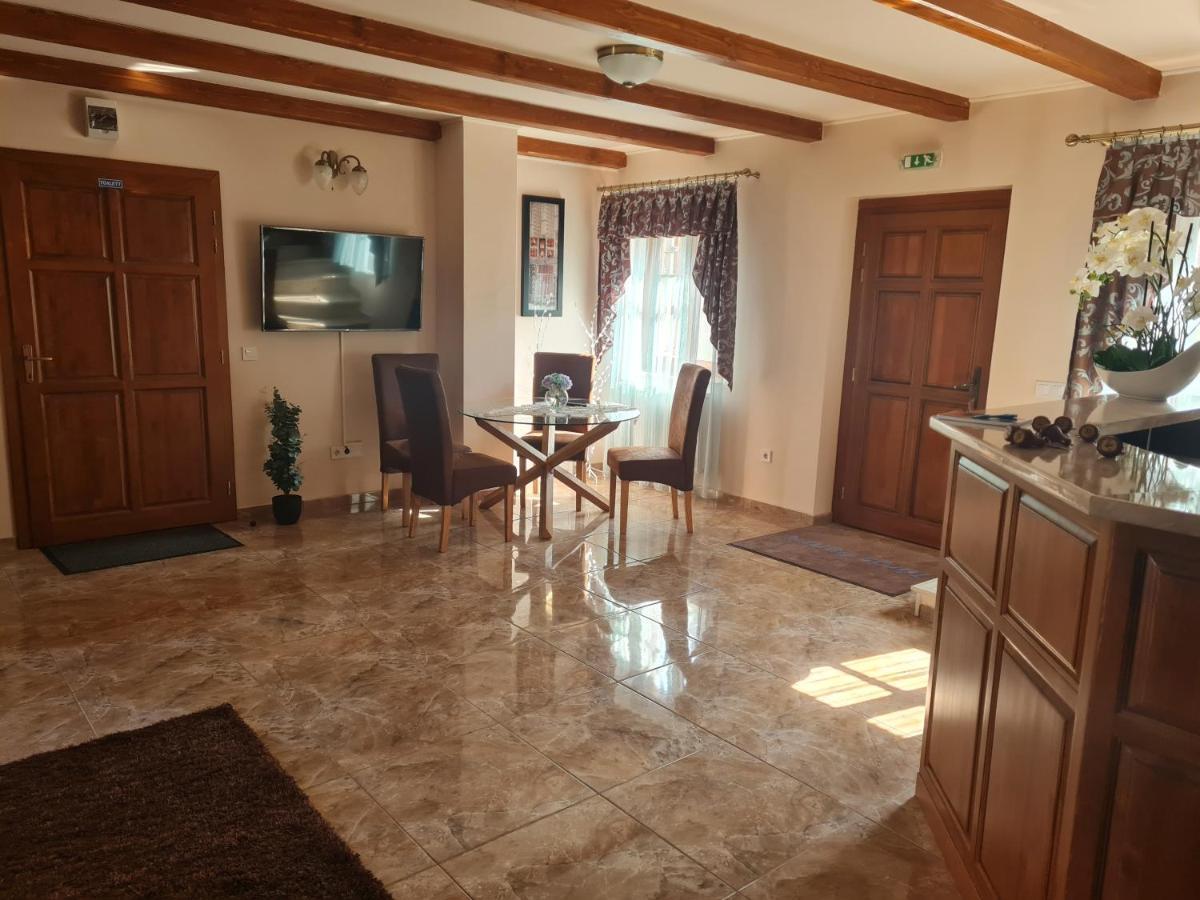 Bed and Breakfast Toroes Panzio Szabolcs Esterno foto