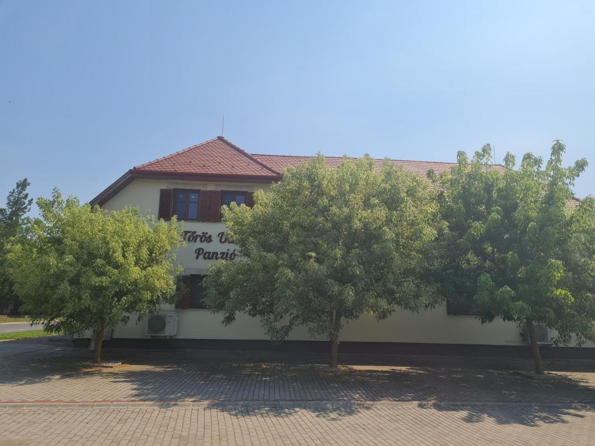 Bed and Breakfast Toroes Panzio Szabolcs Esterno foto