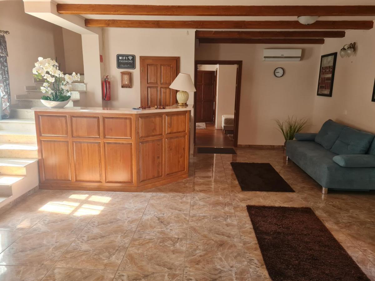 Bed and Breakfast Toroes Panzio Szabolcs Esterno foto
